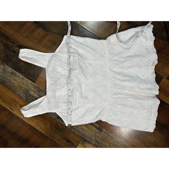 Lilly Pulitzer Size 2 White Annabelle Halter Tank Top Cute - Picture 7 of 7